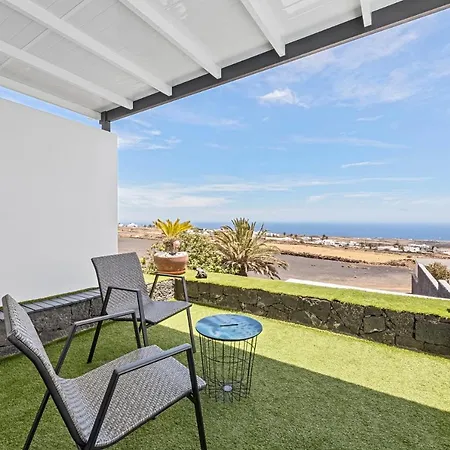 Saudade Willa Mácher