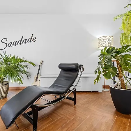 Saudade Villa Macher