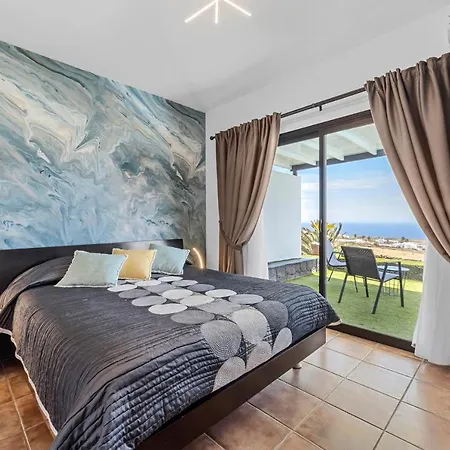 Private With Heated Pool In Lanzarote *